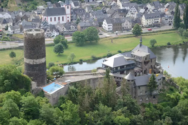 Burg Bischofstein 