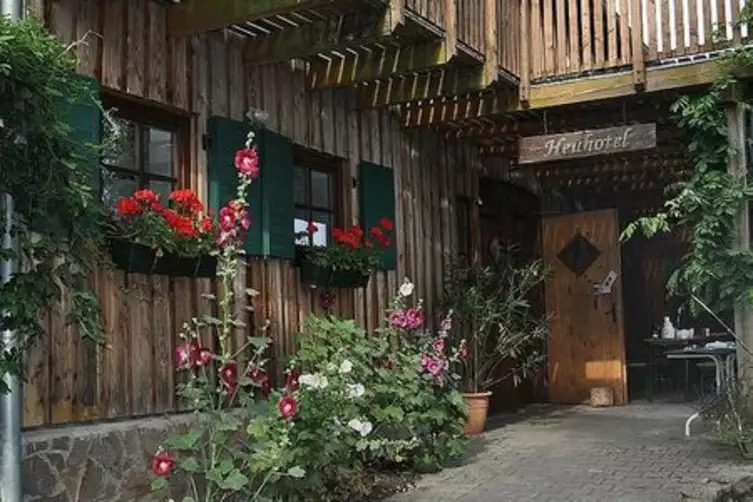 Gast- und Ferienhof Trapp Heuhotel