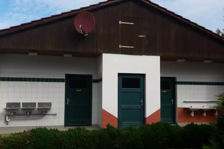 Jugendgästehaus - Blockbohlenhäuser - Zeltplatz Groß Woltersdorf