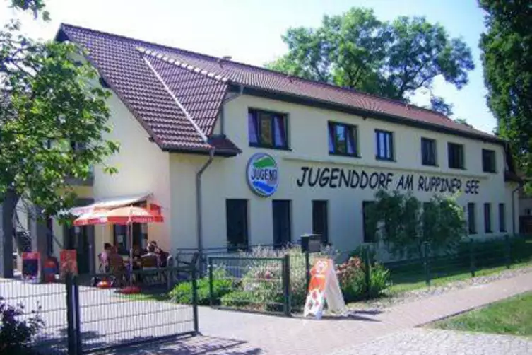 Jugenddorf & Gut Gnewikow  am Ruppiner See