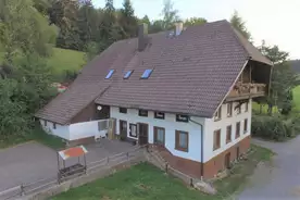 Heuhotel