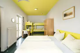 Heuhotel