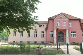 Hausansicht AWO Kinder- und Jugendhof Beeskow