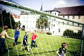 Jugendg�stehaus