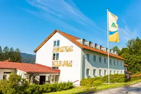 Hausansicht DJH Jugendherberge Bayerisch Eisenste Bayerisch Eisenstein