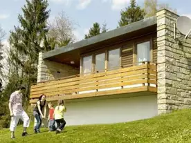 Jugendg�stehaus