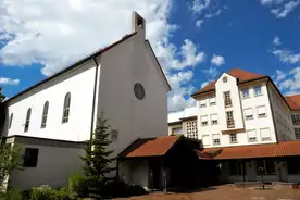 Hausansicht Franziskushaus Altötting Altötting