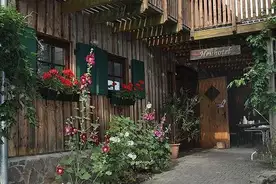 Heuhotel