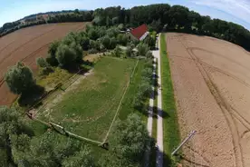 Hausansicht Freizeit- und Erlebnishof Wiek