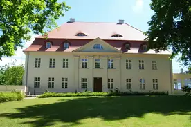 Hausansicht Begegnungsstätte Schloss Gollwitz Gollwitz 