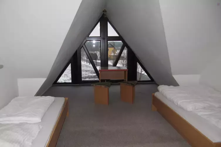 Jugendfreizeithof Grillenburg gruppenhaus.de