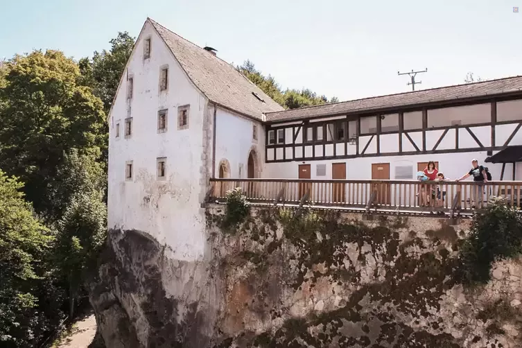 djh-jugendherberge-burg-wildenstein-gruppenhaus-de