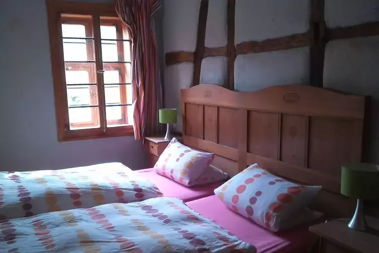 Andis Lehmhütte | gruppenhaus.de