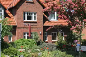 Hausansicht Villa Klatschmohn GroÃ Schwansee