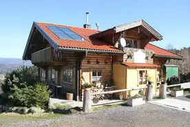 Hausansicht Ferienhaus Eichinger RiedlhÃ¼tte