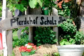 Hausansicht Ferien- und Pferdehof Scholz GrÃ¼now