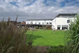 Hausansicht JugendgÃ¤stehaus Johannesburg Papenburg