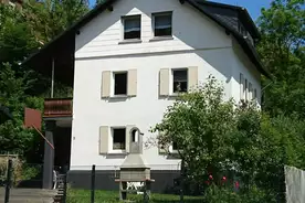 Hausansicht Ferienhaus "bei GrÃ¼ns" in Edelsberg Weinbach