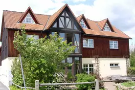 Hausansicht Jugendfreizeithof Grillenburg Tharandt