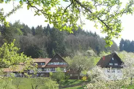 Hausansicht Ferienhof Fischer Seebach Baden