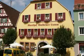 Hausansicht Gruppenhaus Goldenes Lamm Aub