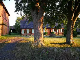 Hausansicht FeldundScheuneEventhof Rom