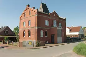 Hausansicht Nordseeschloss Balje