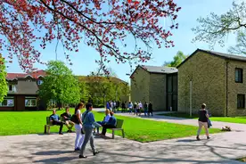 Hausansicht Akademie Klausenhof Hamminkeln