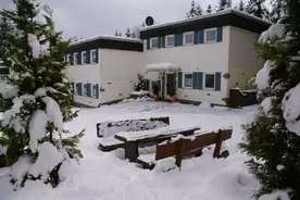 Hausansicht Ferienhaus am Waldrand Ulmen