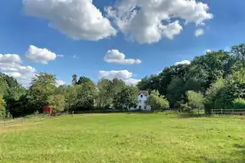 Hausansicht Seminarhaus Op de Hardt Kescheid