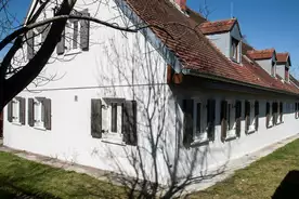 Hausansicht Theodor - Lembert - Haus Reinhartshofen