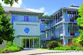 Hausansicht Evangelisches Bildungszentrum Gerolfingen