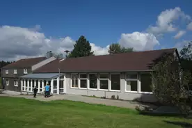 Hausansicht Jugendhaus AltglashÃ¼tte BÃ¤rnau