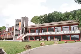 Hausansicht DJH-Jugendherberge Bad Urach Bad Urach