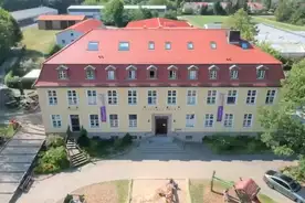 Hausansicht Gutshaus Petkus GmbH Baruth
