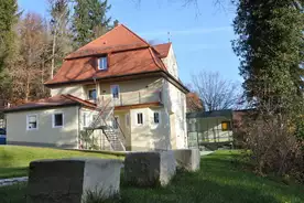 Hausansicht Schullandheim Hohenstadt Pommelsbrunn