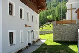 Hausansicht KSJ-Freizeithaus  Moos in Passeier