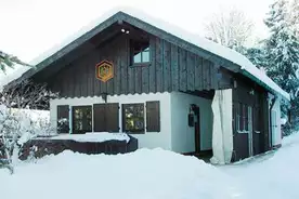 Hausansicht Jugend- und Wanderheim Geroldsgrün