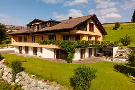 Hausansicht Barrierefreies Ferienhaus Traumzeit Alpe Weiler im Allgäu