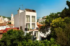 Hausansicht Gruppenhaus Spanien Santema Arenys de Mar